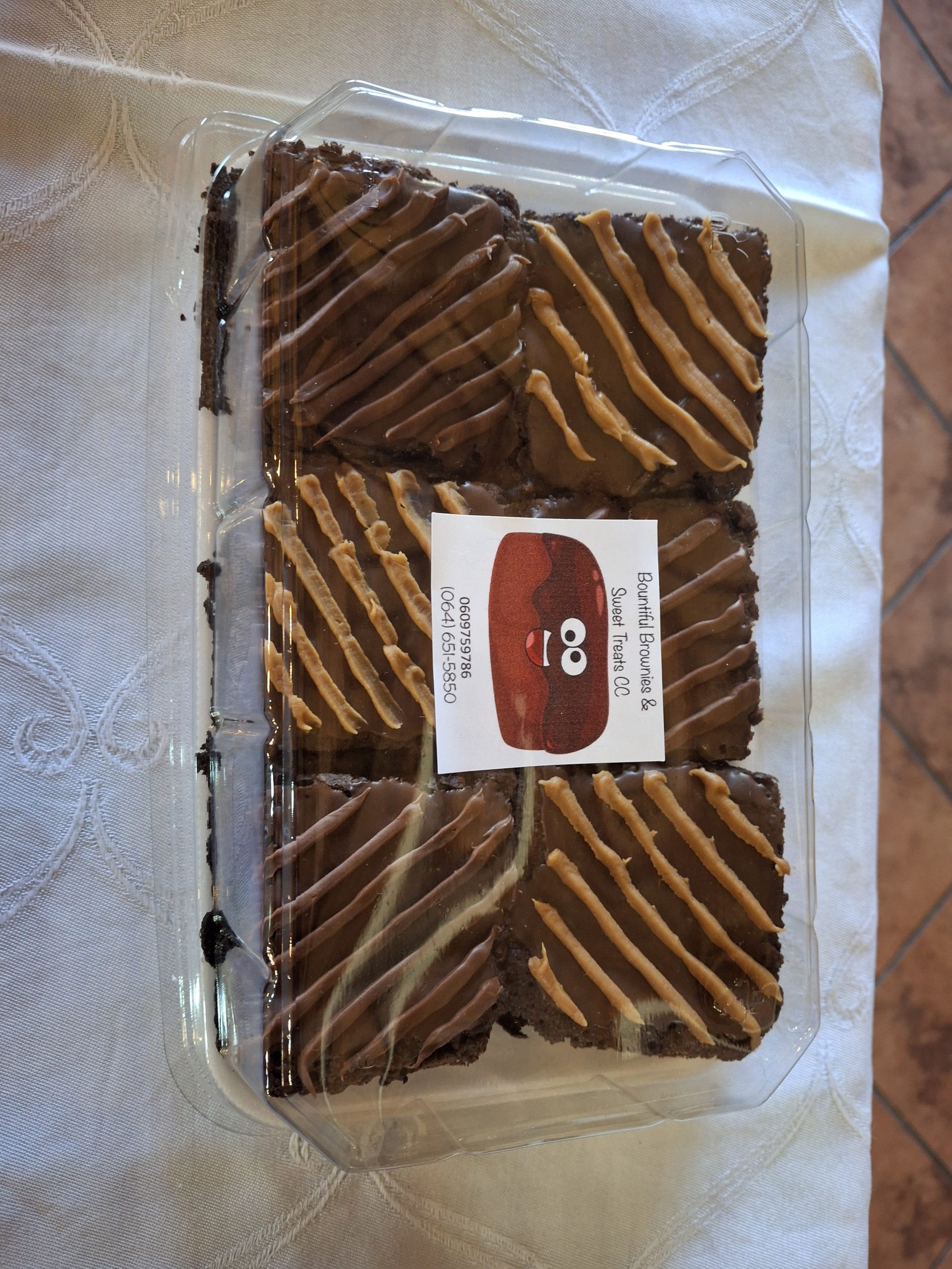 Topped Brownies x 6 - Image 2